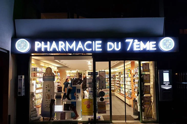 enseigne 3D lettre relief plexiglas